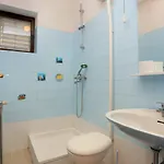 With Parking Space Brela, Makarska - 18495 Apartamento Brela