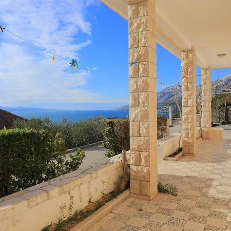 With Parking Space Brela, Makarska - 18495 Appartement *