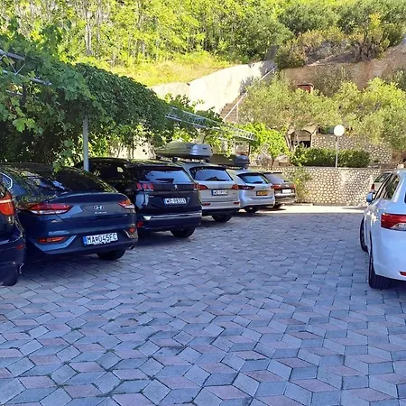 With A Parking Space Brela, Makarska - 18495